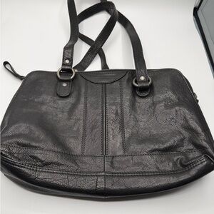 Chic Black Leather Shoulder Bag